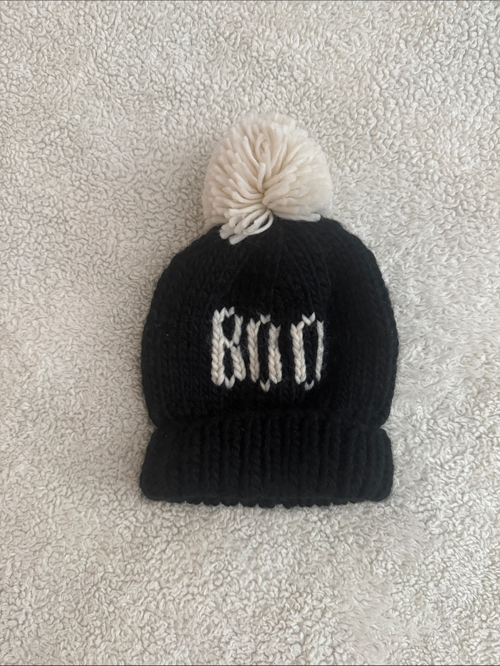 BOO Black Knit Pom Beanie with Cream Pom NWT size 6-24 Months